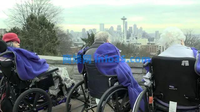把幼儿园搬进养老院中,神奇的事情发生了···儿童养老院