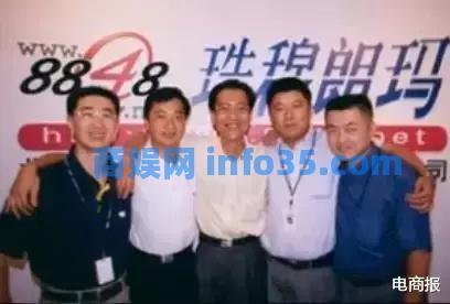 他曾经站在中国电商之巅,以至于马云只能仰视他:他靠智慧起家,却毁于才华。