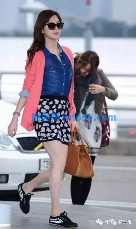 中国20元的球鞋卖到1000元,成为明星们追捧的国际时尚品牌。这个老外要上天了!