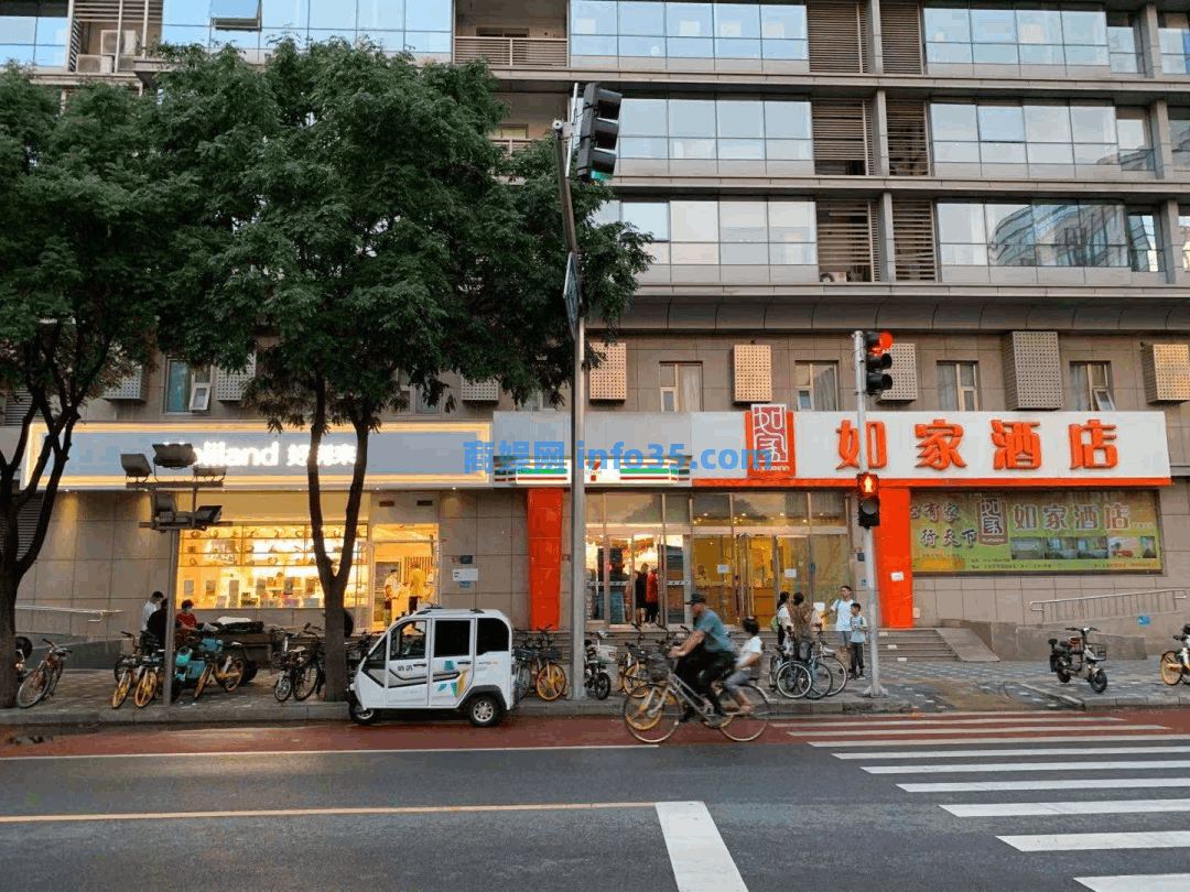 最穷“投行”、最朴素茅台:那个湖北人的打印店,站上了顶端