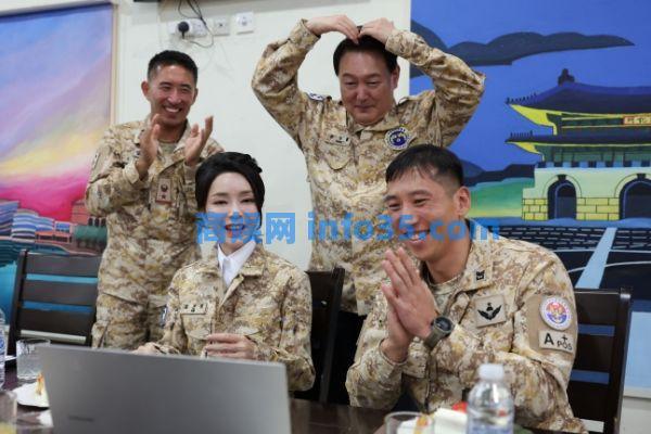 韩在野党批金建希穿军装“抢总统风头”,韩媒:文在寅夫人也穿过。