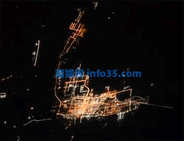 俄罗斯宇航员从太空拍到除夕夜的中国:千家灯火明,璀璨烟花天上落。