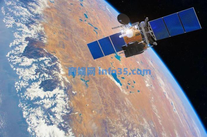 华为或将最早推出卫星通话 卫星短信将成旗舰手机标配。