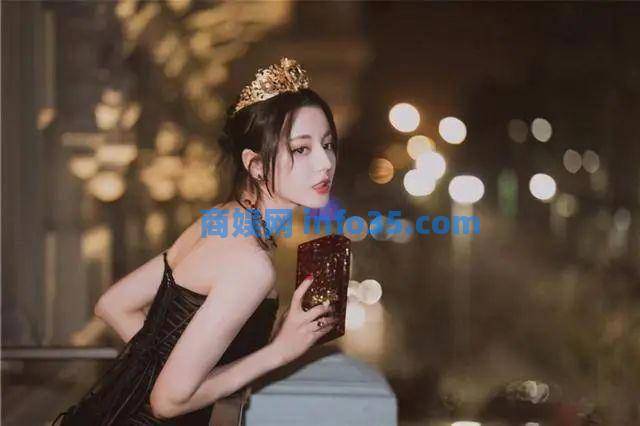 迪丽热巴“走哪捂哪”太做作?看到她生活照,终于理解她的难处了