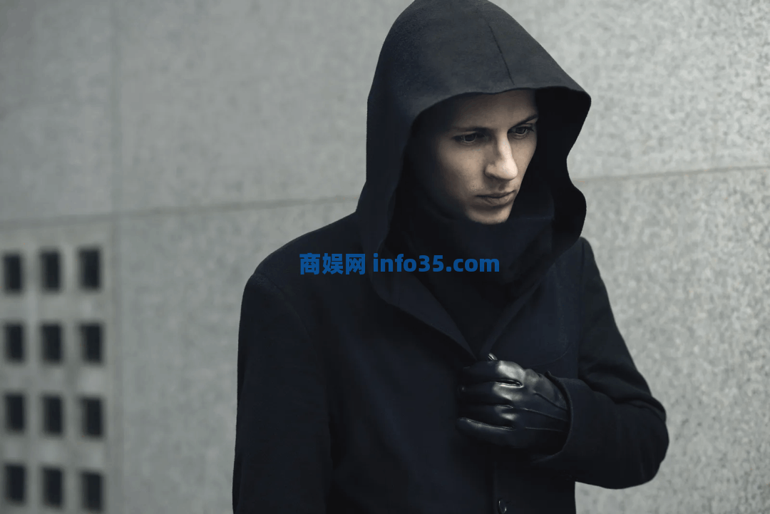 9 亿用户、估值 300 亿美元，「暗黑版微信」决定上市。