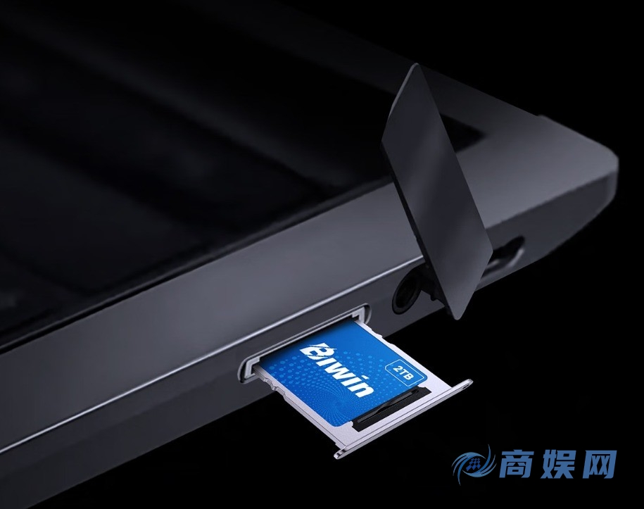 国产Mini SSD正式发布：最小消费级固态硬盘 599元起