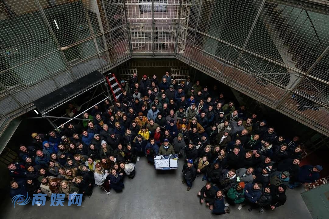 《蜘蛛侠：崭新之日》正式宣布杀青 导演分享片场工作照