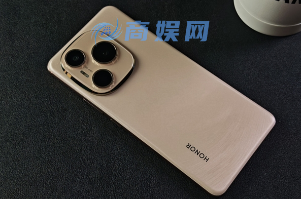 告别续航焦虑 荣耀WIN系列将全球首发10000mAh