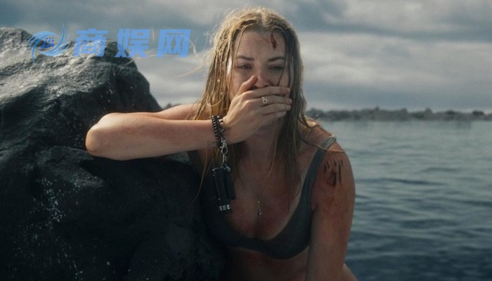 谁家马桶炸了？ 恐怖电影把血改成棕色成搞笑片