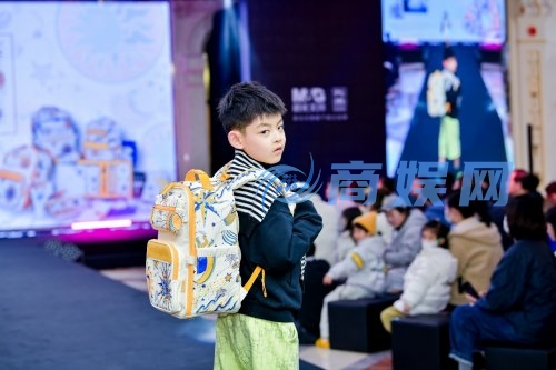 超懂上海年轻人情绪价值的氛围场来了！晨光文具与环球港正式达成战略合作