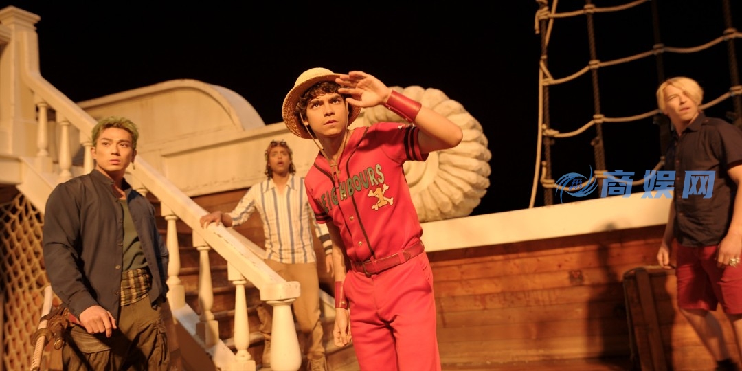 Netflix《海贼王》第二季真人剧集和动画对比